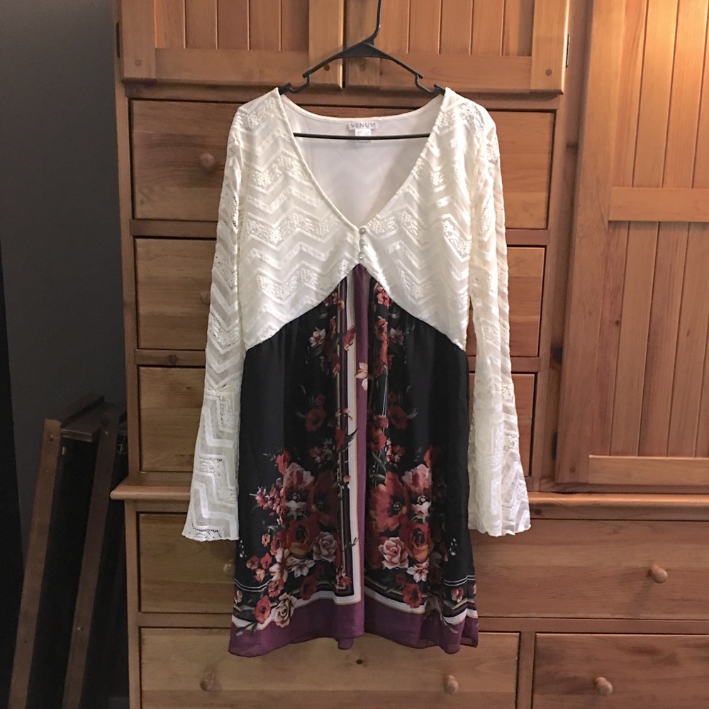 Boho dress! Never worn !